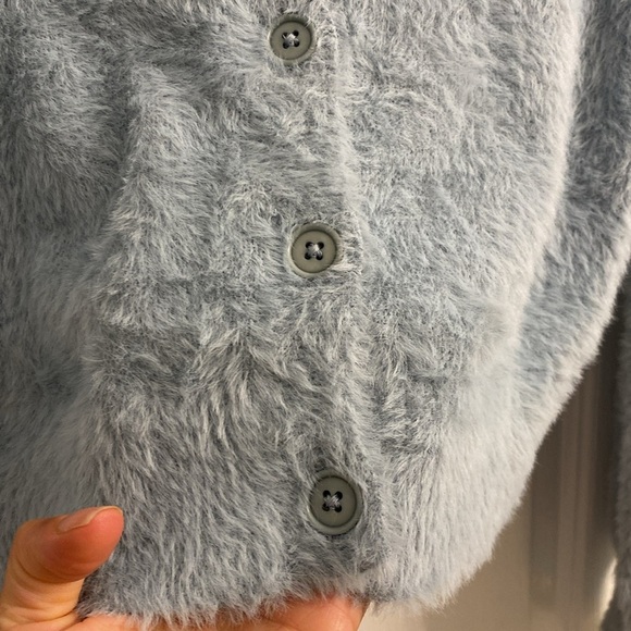 NWOT Aritzia Sunday Best Carmen Cardigan Knit Yarn Super Soft BLUE Size Small - Picture 7 of 17